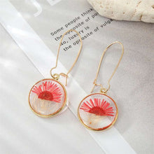 Load image into Gallery viewer, Unique Real Dried Flower Resin Earrings
