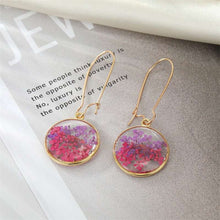 Load image into Gallery viewer, Unique Real Dried Flower Resin Earrings