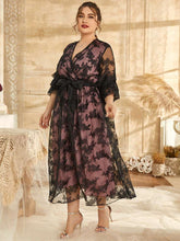 Load image into Gallery viewer, Luxury Designer Plus Size Midi Lace Party Dress
