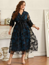 Load image into Gallery viewer, Luxury Designer Plus Size Midi Lace Party Dress