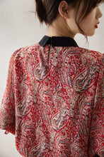 Load image into Gallery viewer, Retro Paisley Print Turn-down Collar Blouse
