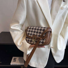 Load image into Gallery viewer, Vintage Houndstooth Crossbody Saddle Bag