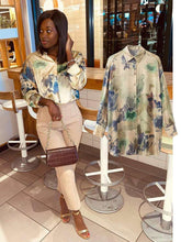 Load image into Gallery viewer, Vintage Chic Africa Safari Globetrotter Satin Blouse