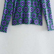 Load image into Gallery viewer, Vintage Psychedelic Flower Power Half Collar Top