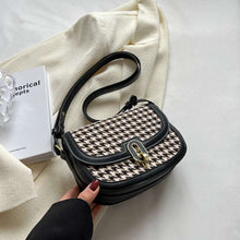 Load image into Gallery viewer, Vintage Houndstooth Crossbody Saddle Bag