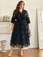 Load image into Gallery viewer, Luxury Designer Plus Size Midi Lace Party Dress