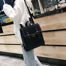 Load image into Gallery viewer, Vintage College Style Leather Backpack