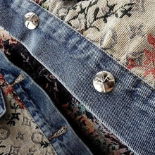Load image into Gallery viewer, Vintage Floral Jacquard Denim Jacket