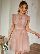 Load image into Gallery viewer, Vintage Sleeveless Lace Tulle Ruffle Party Dress