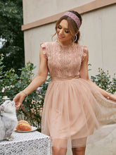 Load image into Gallery viewer, Vintage Sleeveless Lace Tulle Ruffle Party Dress