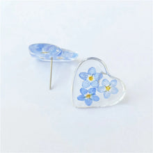 Load image into Gallery viewer, Unique Real Dried Flower Resin Earrings