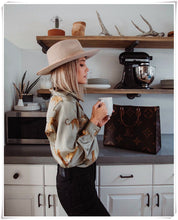 Load image into Gallery viewer, Vintage Chic Africa Safari Globetrotter Satin Blouse
