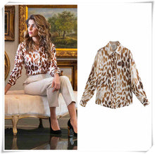Load image into Gallery viewer, Vintage Chic Africa Safari Globetrotter Satin Blouse