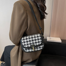 Load image into Gallery viewer, Vintage Houndstooth Crossbody Saddle Bag