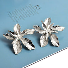 Load image into Gallery viewer, Big Flower Statement Studs Earrings - Pretty Fashionation
