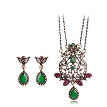 Load image into Gallery viewer, Vintage Turco Antique Pendant Jewelry Set - Pretty Fashionation