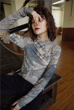 Load image into Gallery viewer, Vintage Renaissance Bodycon Print Top Turtleneck