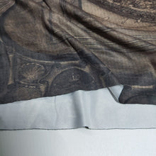 Load image into Gallery viewer, Vintage Renaissance Bodycon Print Top Turtleneck