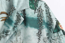 Load image into Gallery viewer, Vintage Ink Painting Animal Leaves Smock Blouse - Pretty Fashionation