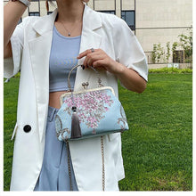 Load image into Gallery viewer, Vintage Tapestry Chain Shoulder Crossbody Messenger Bag - Pretty Fashionation