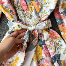 Load image into Gallery viewer, Vintage Floral Puff Sleeve Maxi Dress - Pretty Fashionation