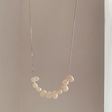 Load image into Gallery viewer, Minimalist Gold Plated / Silver Natural Pearl Choker Necklace