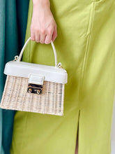 Load image into Gallery viewer, Vintage Flip Woven Crossbody Straw Rattan Bag