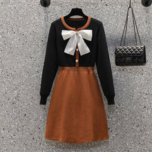Load image into Gallery viewer, Retro Knitted Contrast Bow Dress