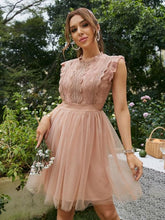 Load image into Gallery viewer, Vintage Sleeveless Lace Tulle Ruffle Party Dress