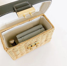 Load image into Gallery viewer, Vintage Flip Woven Crossbody Straw Rattan Bag
