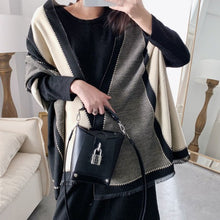 Load image into Gallery viewer, Équestre Luxury Cashmere Pashmina Shawl Scarf