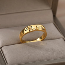 Load image into Gallery viewer, Vintage Face Rings Set Gold Plated
