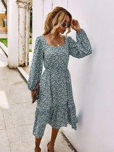 Load image into Gallery viewer, Vintage French Style Floral Dress
