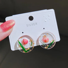 Load image into Gallery viewer, Unique Real Dried Flower Resin Earrings
