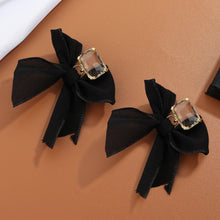 Load image into Gallery viewer, Sweet Lolita Black White Bowknot Earrings
