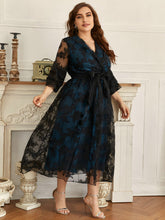 Load image into Gallery viewer, Luxury Designer Plus Size Midi Lace Party Dress

