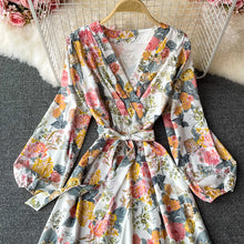 Load image into Gallery viewer, Vintage Floral Puff Sleeve Maxi Dress - Pretty Fashionation
