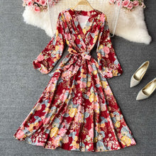 Load image into Gallery viewer, Vintage Floral Puff Sleeve Maxi Dress - Pretty Fashionation
