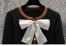Load image into Gallery viewer, Retro Knitted Contrast Bow Dress
